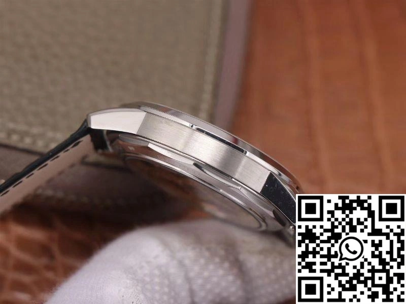8F Factory Jaeger-LeCoultre Geophysic Univrsal Time 8102520 Stainless Steel
