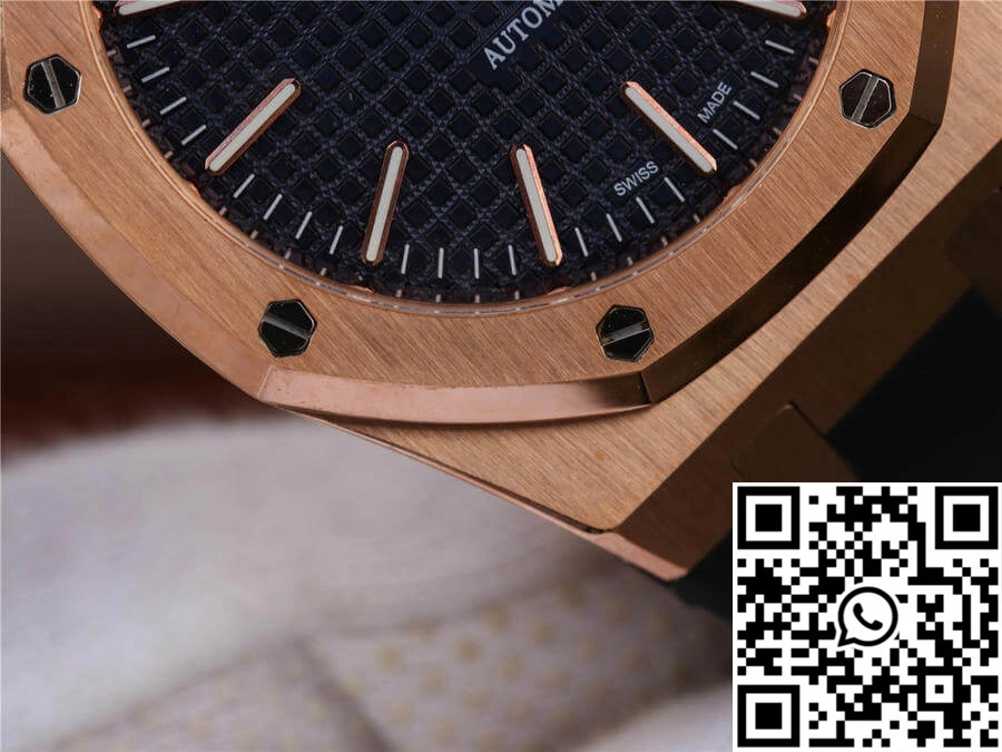 Audemars Piguet Royal Oak 15400 Blue Dial