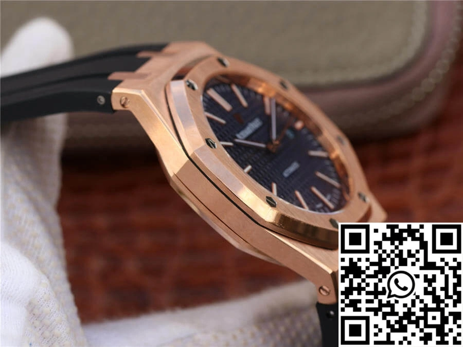 Audemars Piguet Royal Oak 15400 Blue Dial
