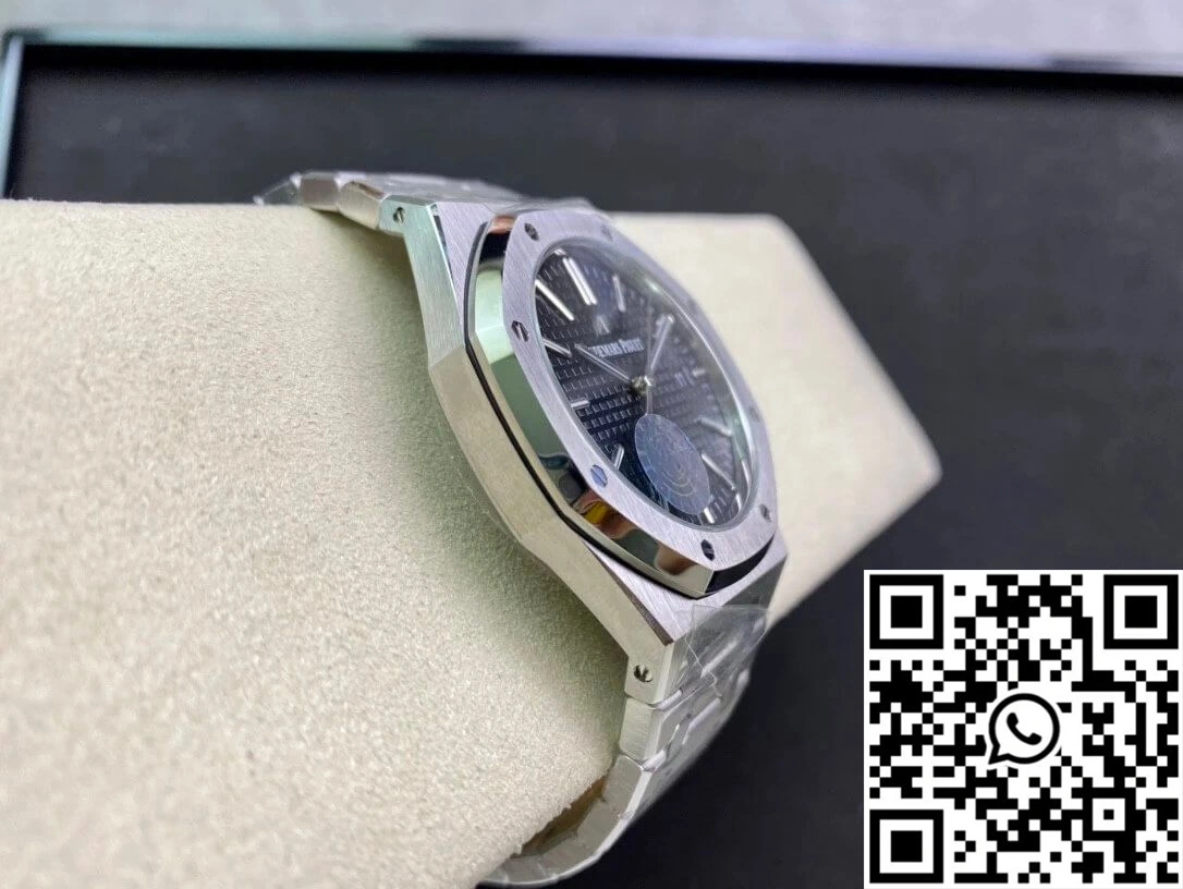 Audemars Piguet Royal Oak 15400ST.OO.1220ST.01 APS Factory Black Dial
