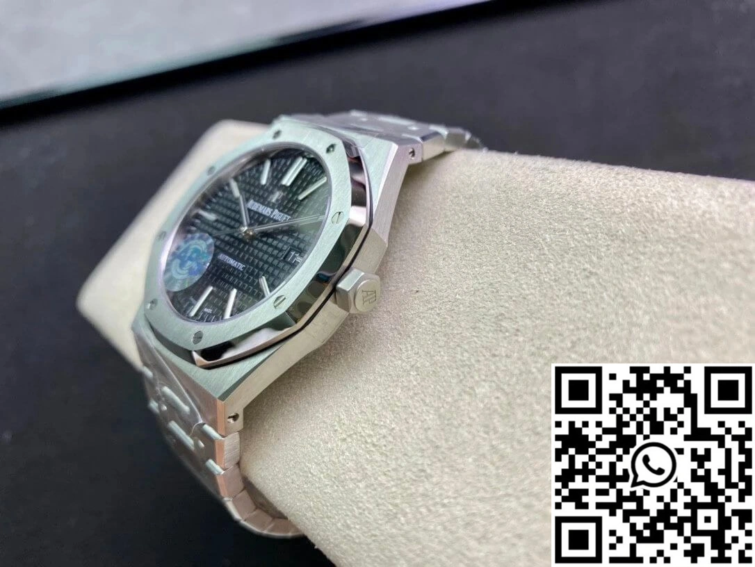 Audemars Piguet Royal Oak 15400ST.OO.1220ST.01 APS Factory Black Dial