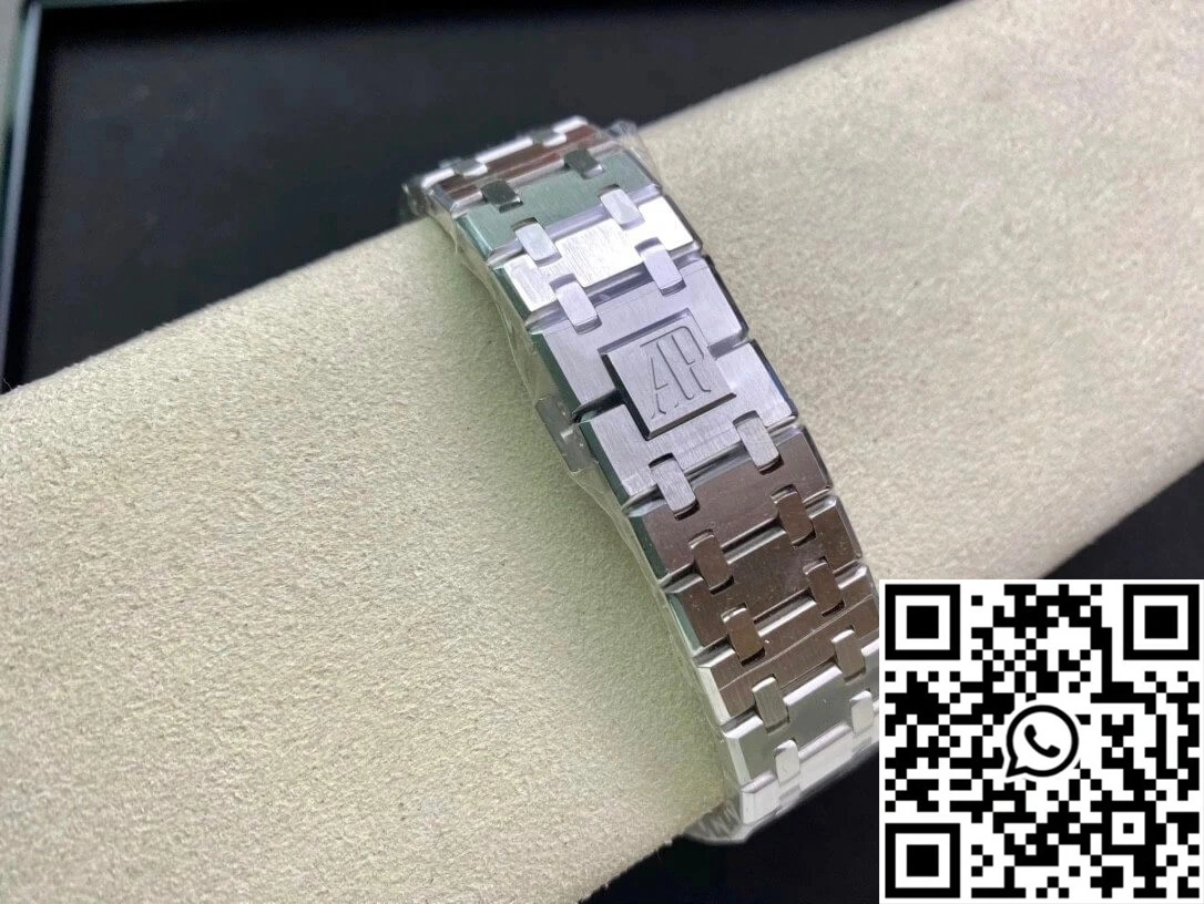 Audemars Piguet Royal Oak 15400ST.OO.1220ST.01 APS Factory Black Dial