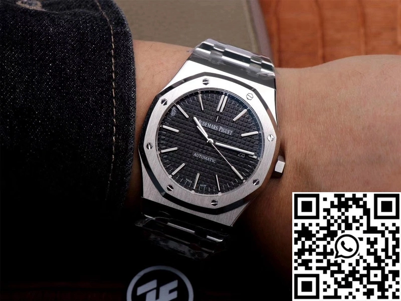 Audemars Piguet Royal Oak 15400ST.OO.1220ST.01 ZF Factory Black Dial