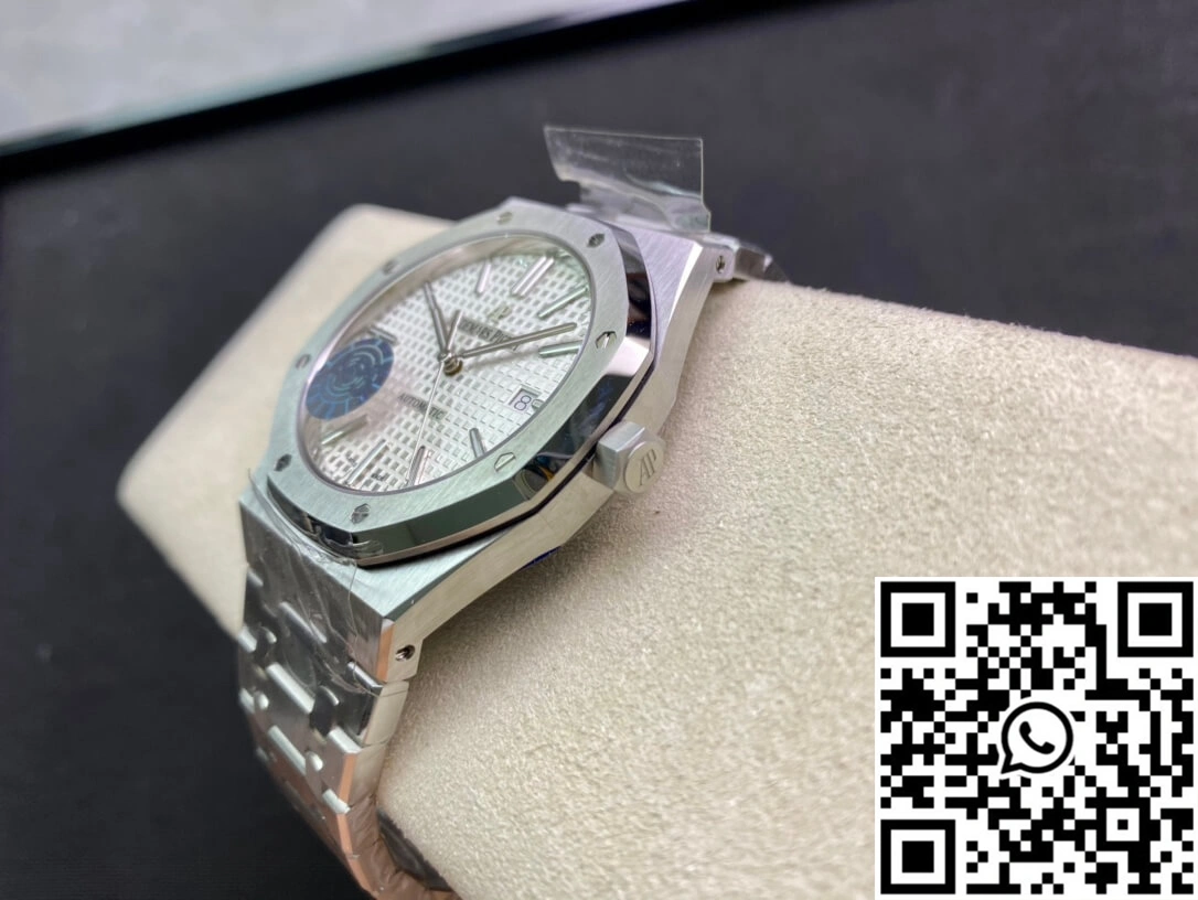 Audemars Piguet Royal Oak 15400ST.OO.1220ST.02 APS Factory Stainless Steel
