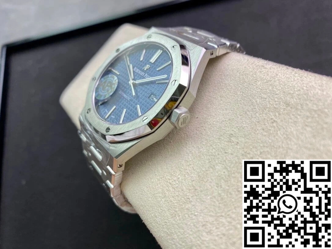 Audemars Piguet Royal Oak 15400ST.OO.1220ST.03 APS Factory Blue Dial
