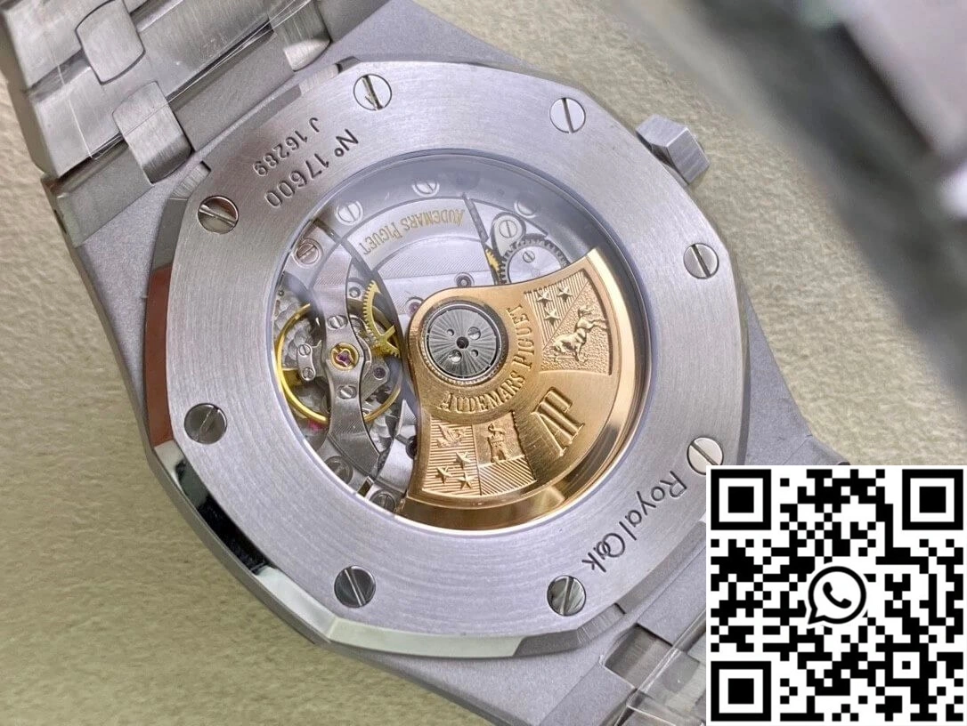 Audemars Piguet Royal Oak 15400ST.OO.1220ST.03 APS Factory Blue Dial