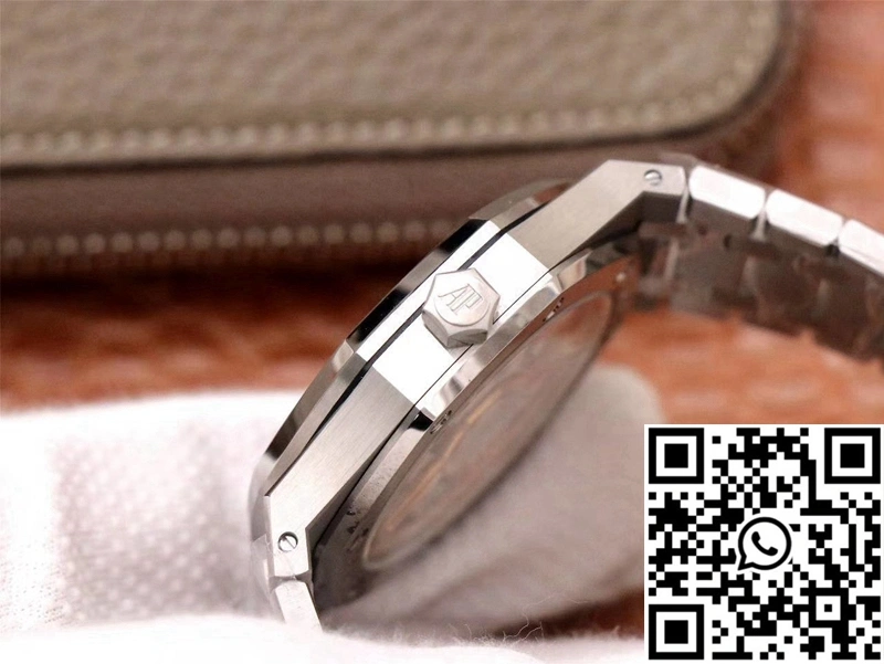 Audemars Piguet Royal Oak 15500ST.OO.1220ST.01 ZF Factory Blue Dial