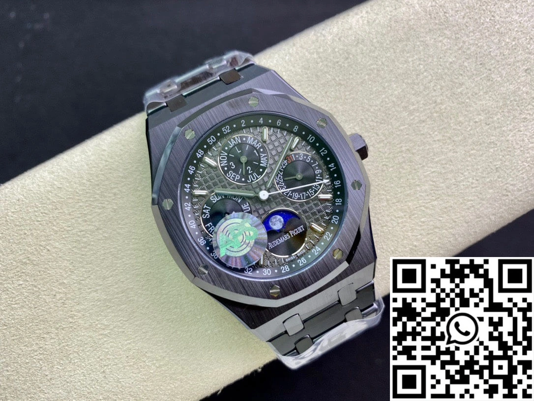 Audemars Piguet Royal Oak 26579CE.OO.1225CE.01 APS Factory Black Dial