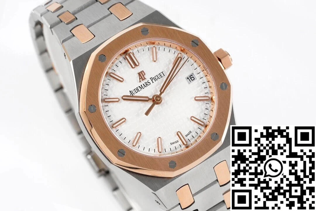 Audemars Piguet Royal Oak 77350SR.OO.1261SR.01 8F Factory Silver Dial