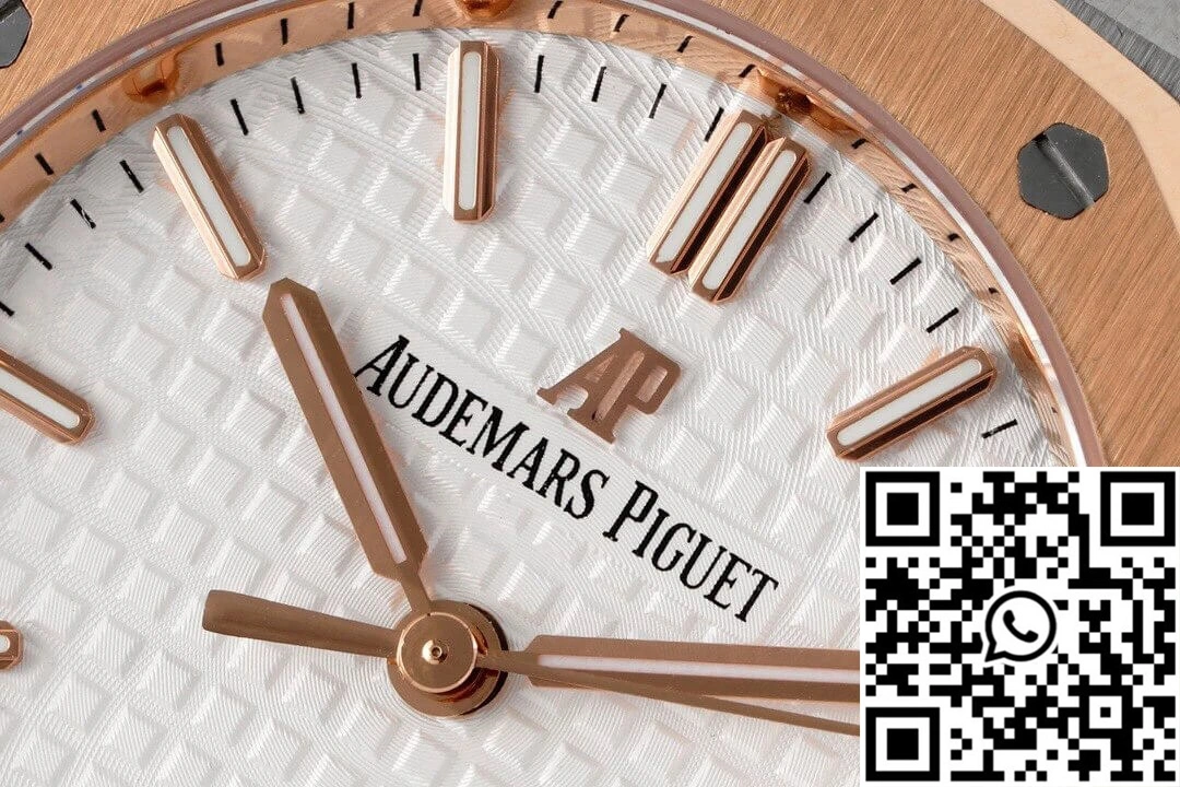 Audemars Piguet Royal Oak 77350SR.OO.1261SR.01 8F Factory Silver Dial
