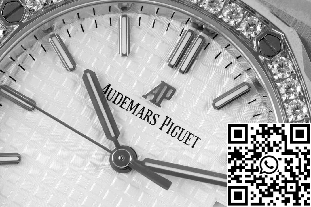 Audemars Piguet Royal Oak 77350ST 8F Factory Diamond-set Bezel