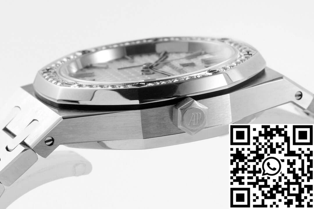 Audemars Piguet Royal Oak 77350ST 8F Factory Diamond-set Bezel
