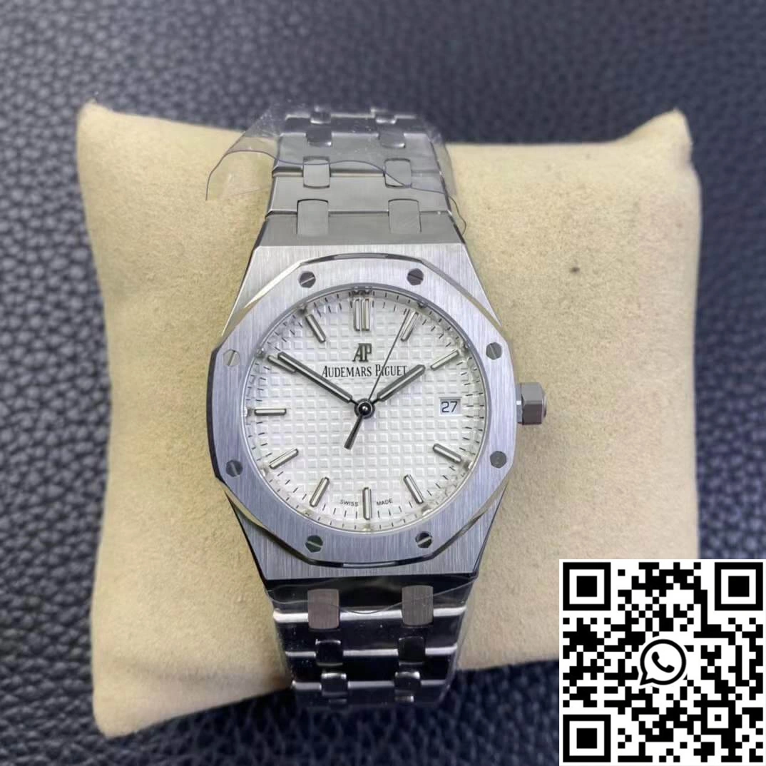 Audemars Piguet Royal Oak 77350ST.OO.1261ST.01 8F Factory Silver Dial
