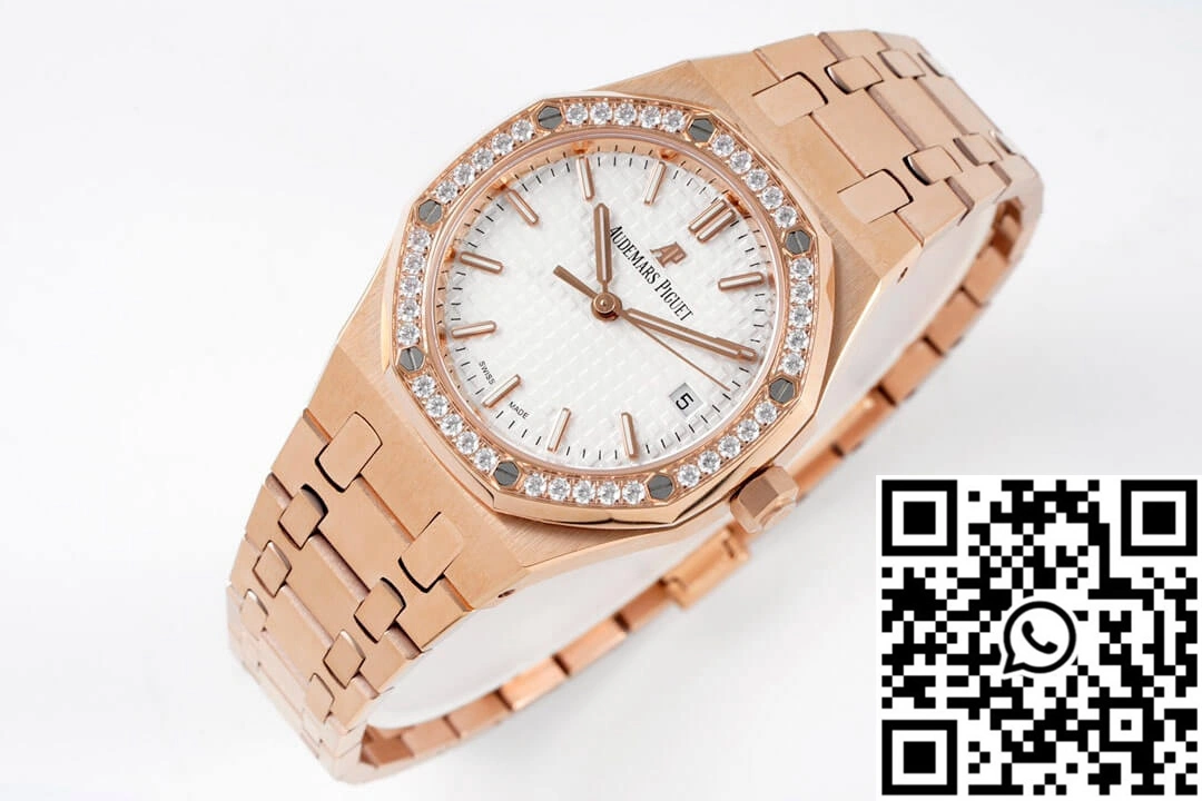 Audemars Piguet Royal Oak 77351OR.ZZ.1261OR.01 8F Factory Silver Dial