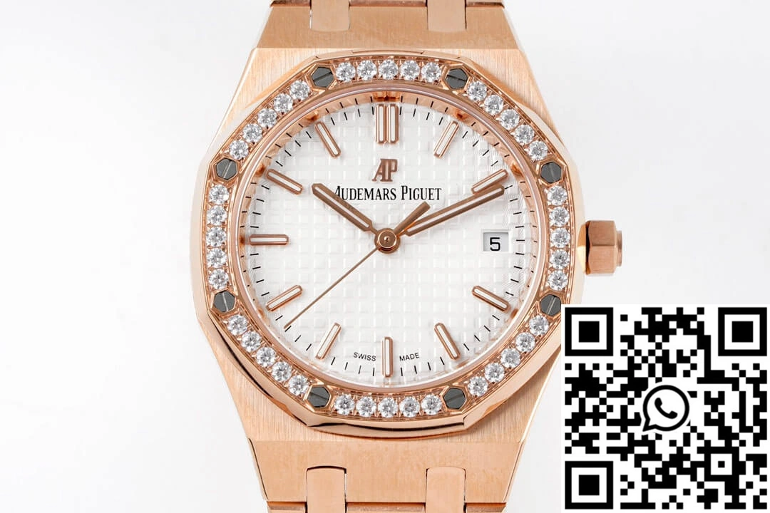 Audemars Piguet Royal Oak 77351OR.ZZ.1261OR.01 8F Factory Silver Dial