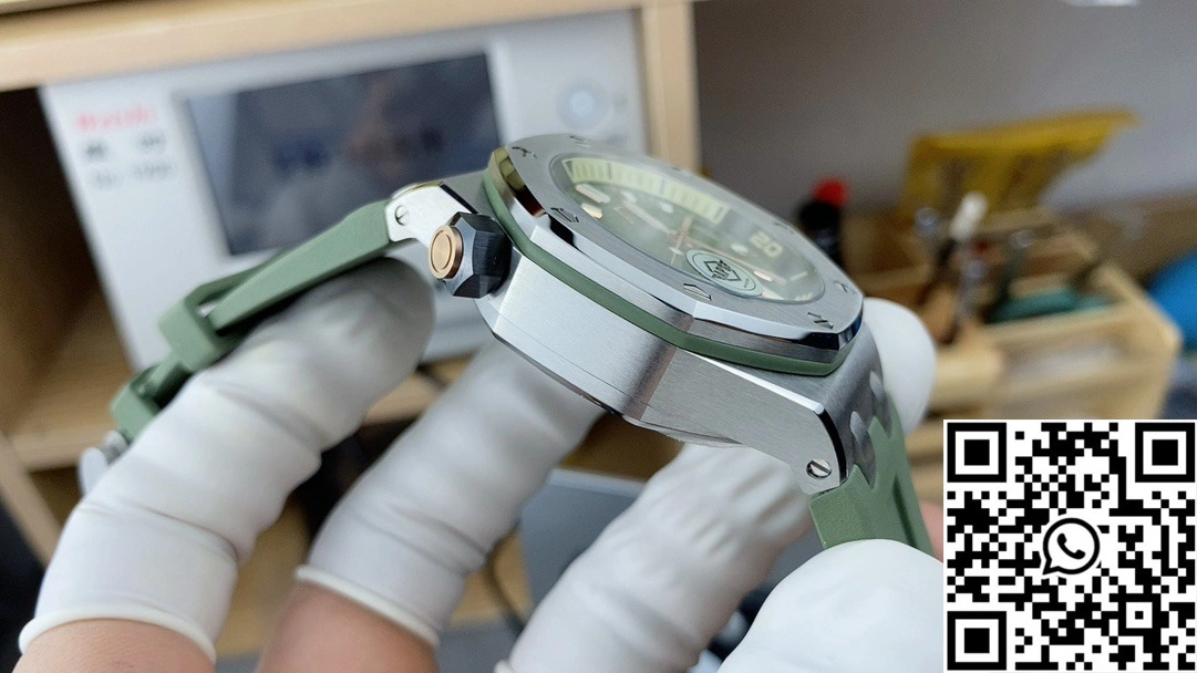 Audemars Piguet Royal Oak Offshore 15720ST.OO.A052CA.01 APSF Factory Green Dial