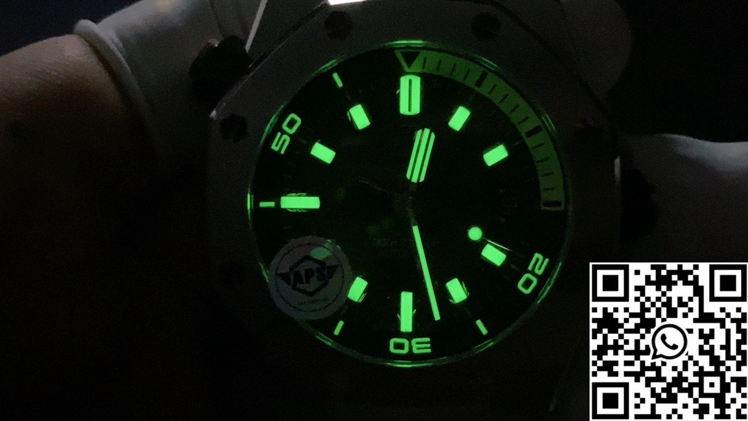Audemars Piguet Royal Oak Offshore 15720ST.OO.A052CA.01 APSF Factory Green Dial