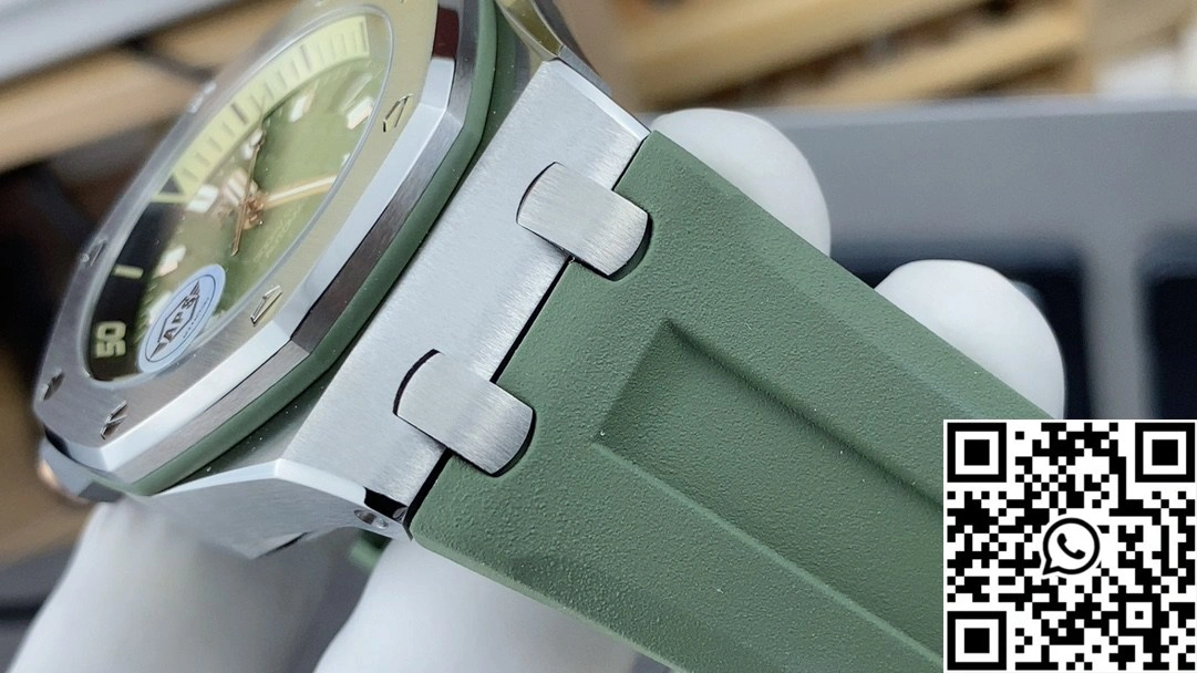 Audemars Piguet Royal Oak Offshore 15720ST.OO.A052CA.01 APSF Factory Green Dial