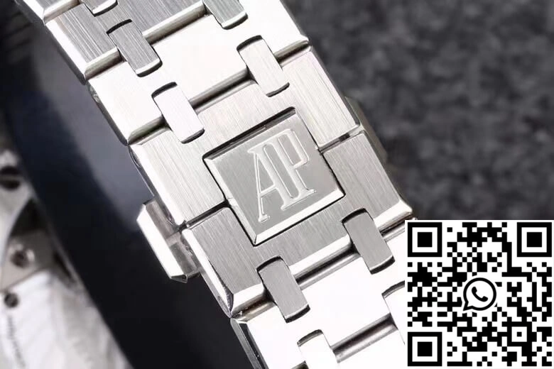 Audemars Piguet Royal Oak Tourbillon 26521BC.ZZ.1220BC.01 R8 Factory Diamond-set Bezel
