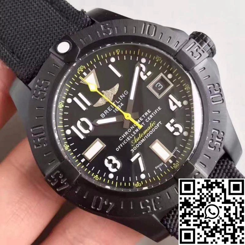 Breitling Avenger Seawolf Blacksteel Code Yellow M17330B2 GF Factory Black Dial