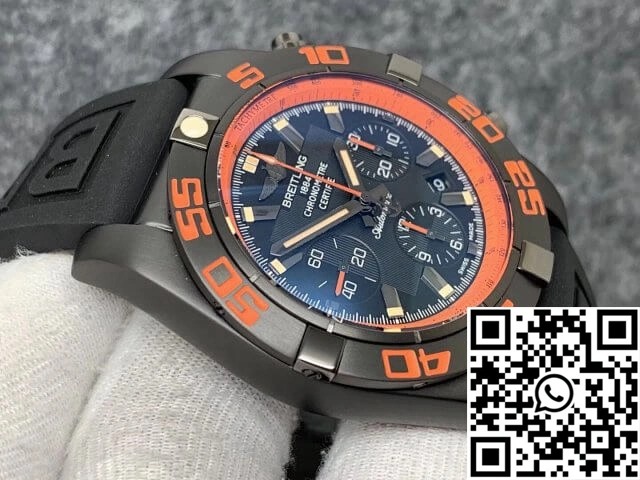Breitling Chronomat B01 MB0111C2.BD07.153S.M20D.2 GF Factory Black Dial