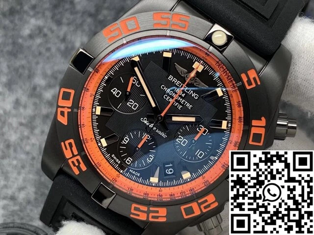 Breitling Chronomat B01 MB0111C2.BD07.153S.M20D.2 GF Factory Black Dial