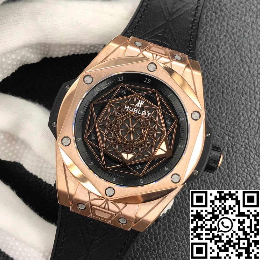 Hublot Big Bang 415.OX.1118.VR.MXM17 WWF Factory Gold Dial