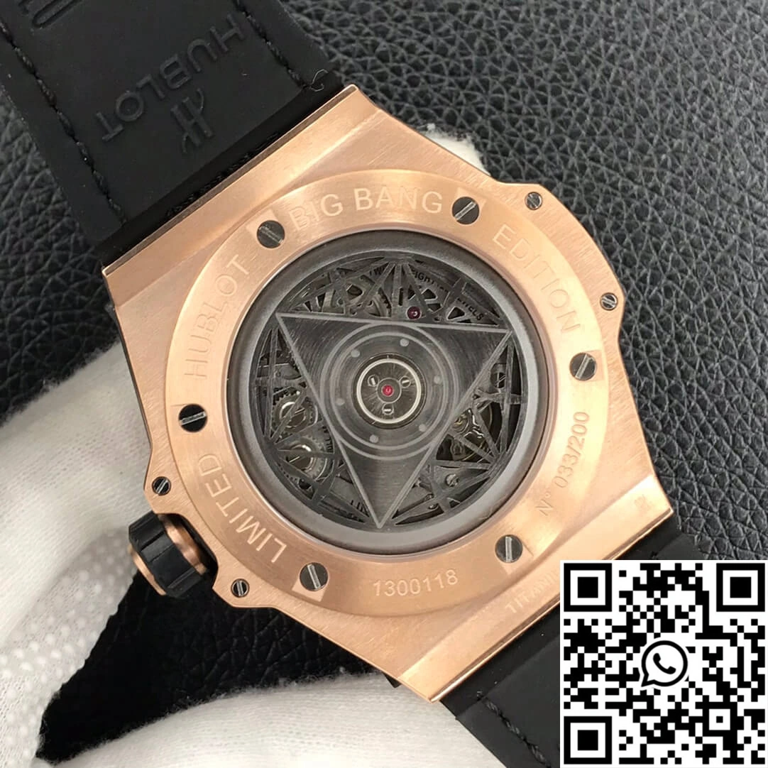 Hublot Big Bang 415.OX.1118.VR.MXM17 WWF Factory Gold Dial