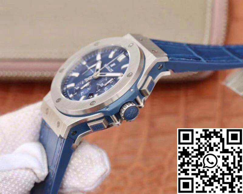Hublot Big Bang Classic Fusion Chronograph 44mm 301.SX.7170.LR V6 Factory Blue Dial