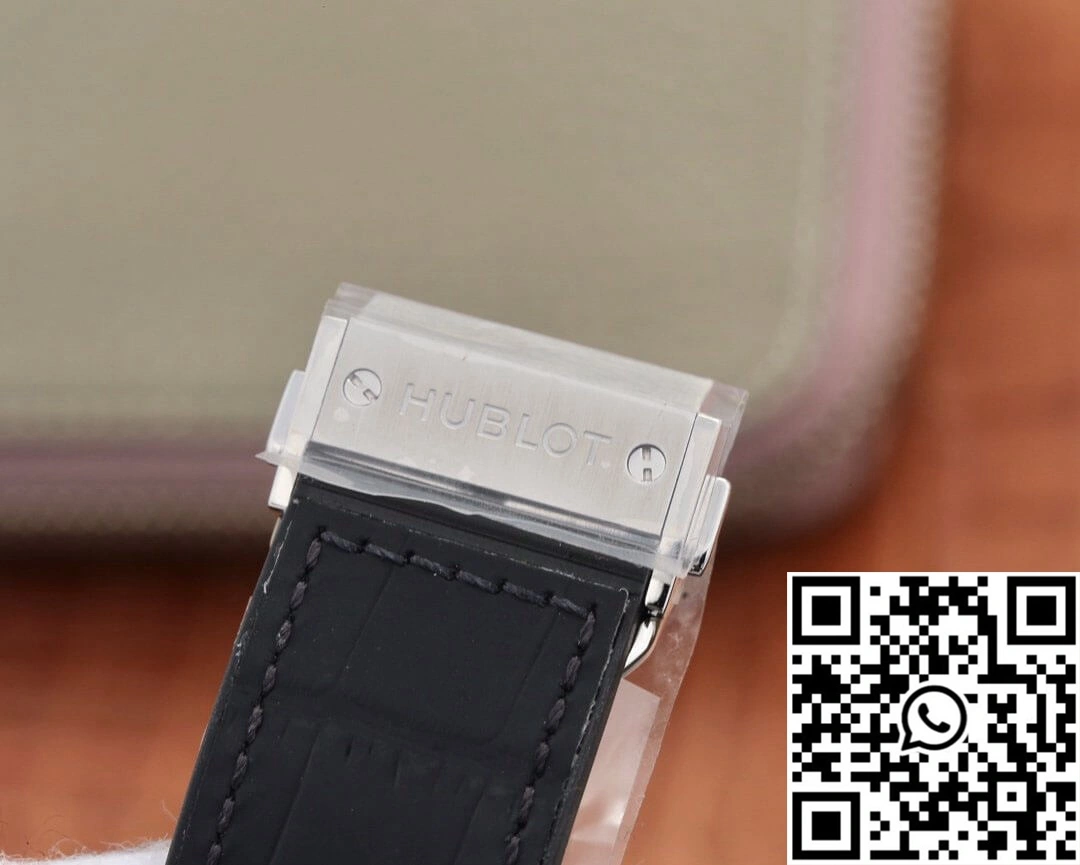 Hublot Classic Fusion 511.NX.1171.LR WWF Factory Black Dial