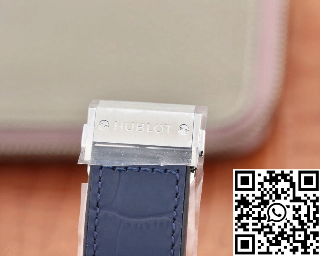 Hublot Classic Fusion 511.NX.7170.LR WWF Factory Blue Dial