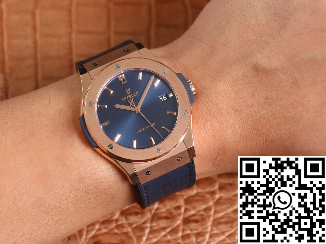 Hublot Classic Fusion 511.OX.7180.LR WWF Factory Rose Gold Blue Dial