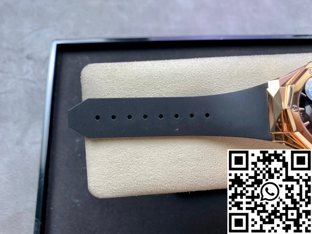 Hublot Classic Fusion 550.OS.1800.RX.ORL19 APS Factory Rose Gold