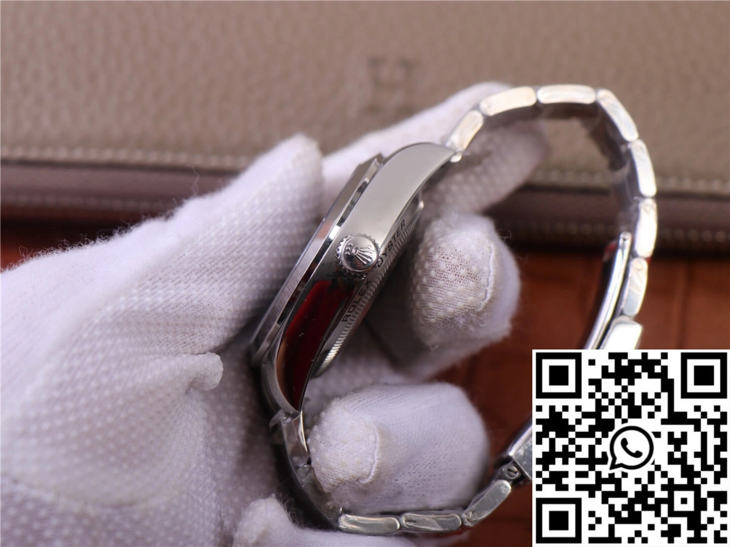 JB Factory Replica Rolex Milgauss Base 116400 Label Noir Design LNT01HS-001 Silver case watch