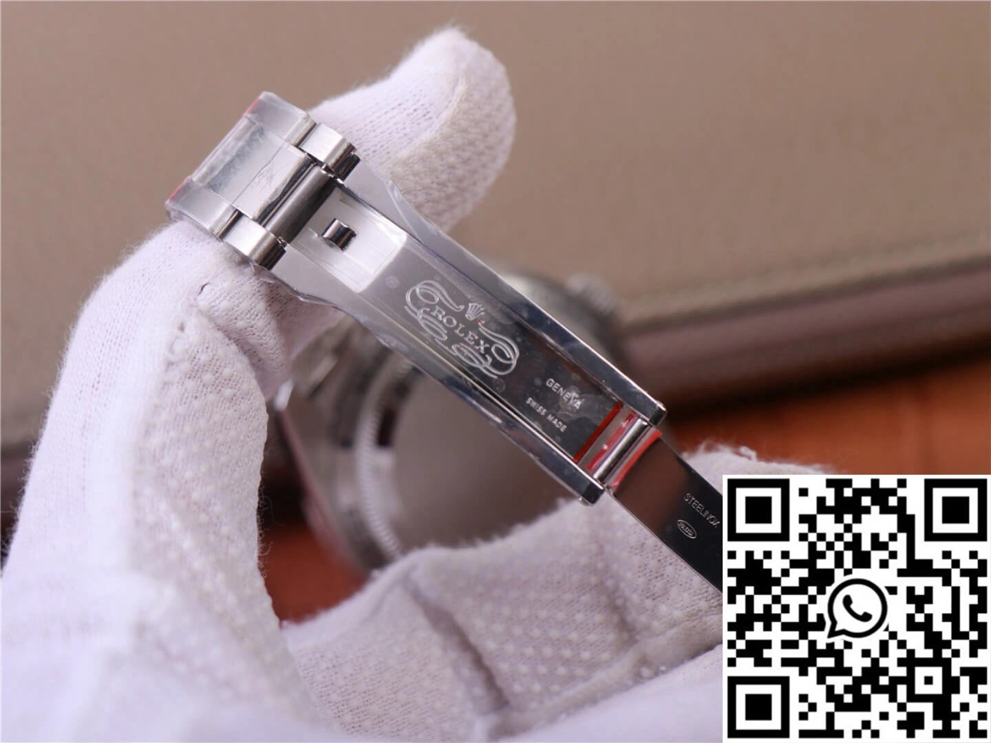 JB Factory Replica Rolex Milgauss Base 116400 Label Noir Design LNT01HS-001 Silver case watch