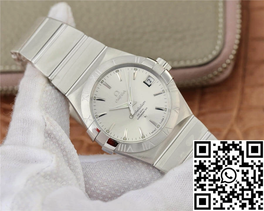 Omega Constellation 123.10.38.21.02.001 VS Factory Silvery White Dial
