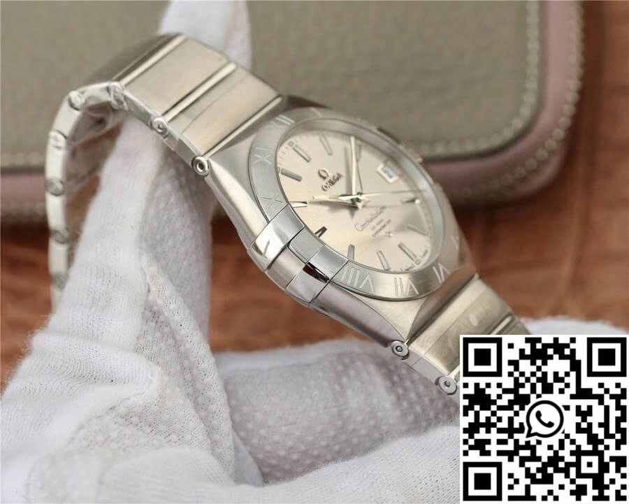 Omega Constellation 123.10.38.21.02.001 VS Factory Silvery White Dial