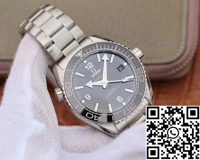 Omega Seamaster 215.30.44.21.01.001 Planet Ocean 600M VS Factory Black Ceramic Dial