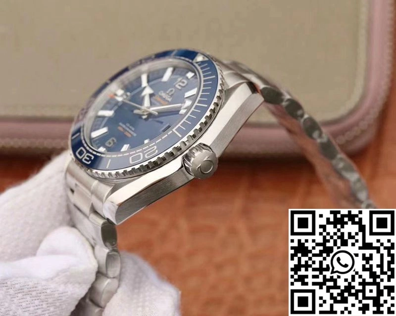 Omega Seamaster 215.30.44.21.03.001 Planet Ocean 600M VS Factory Blue Ceramic Dial