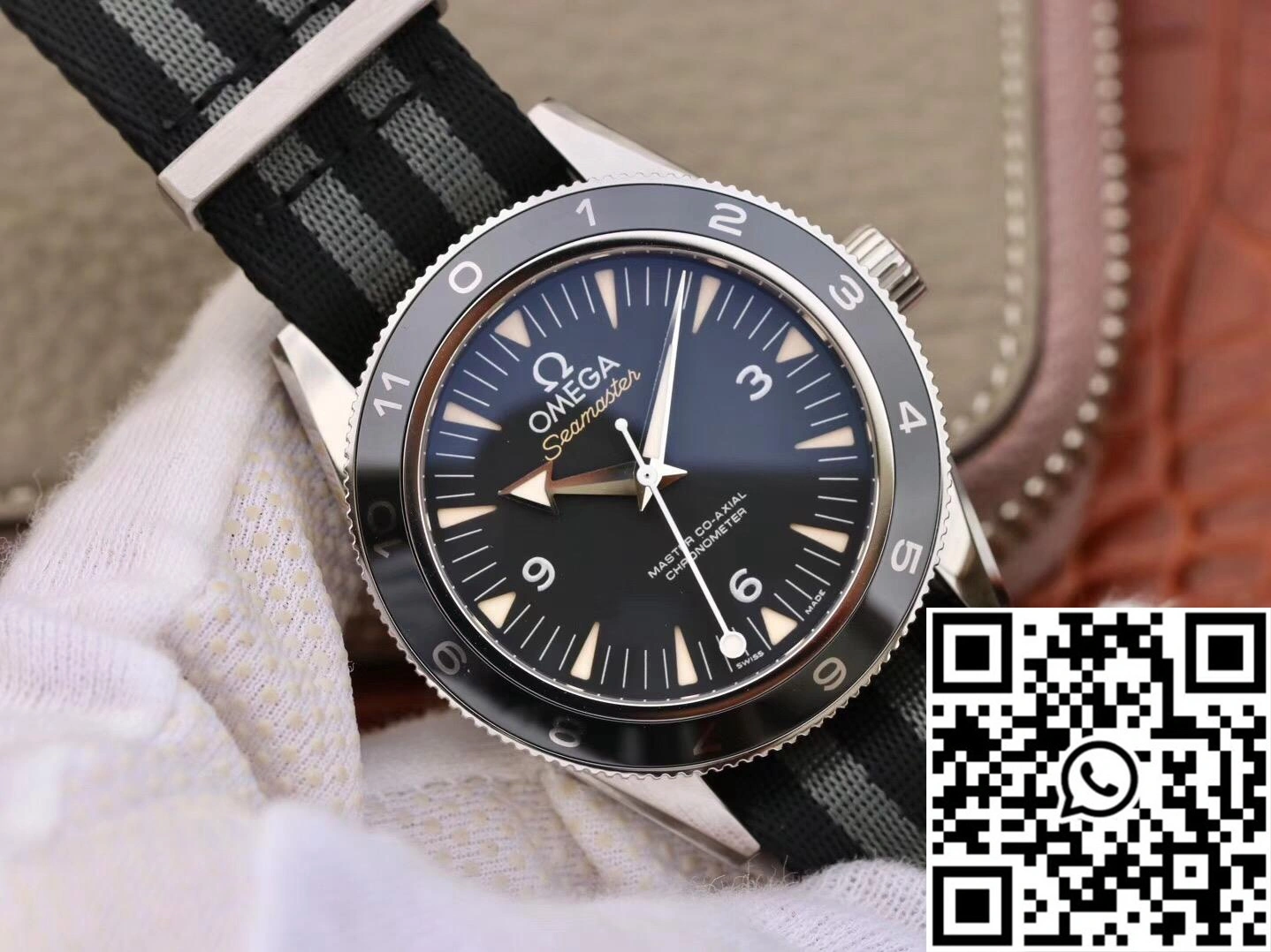 Omega Seamaster 300 Spectre 007 Limited Edition 233.32.41.21.01.001 VS Factory Black Dial
