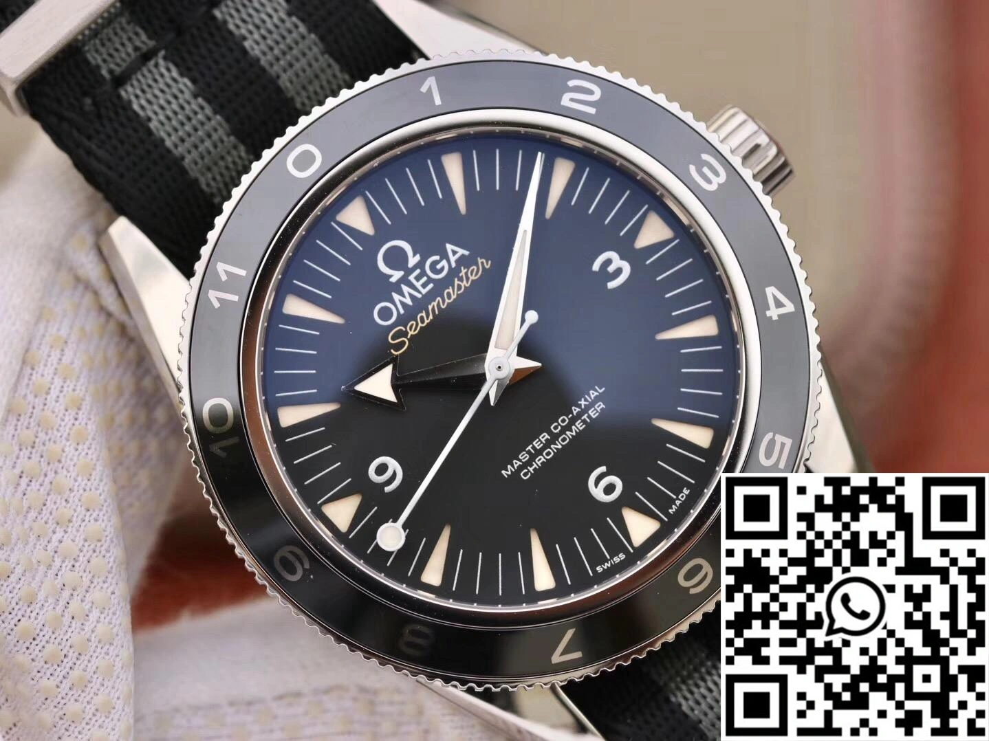 Omega Seamaster 300 Spectre 007 Limited Edition 233.32.41.21.01.001 VS Factory Black Dial