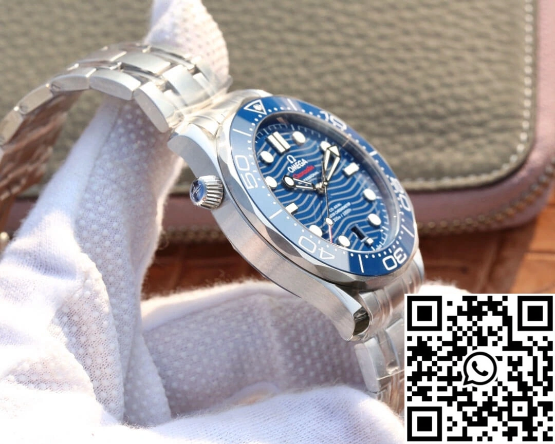 Omega Seamaster Diver 300M 210.30.42.20.03.001 VS Factory Blue Bezel