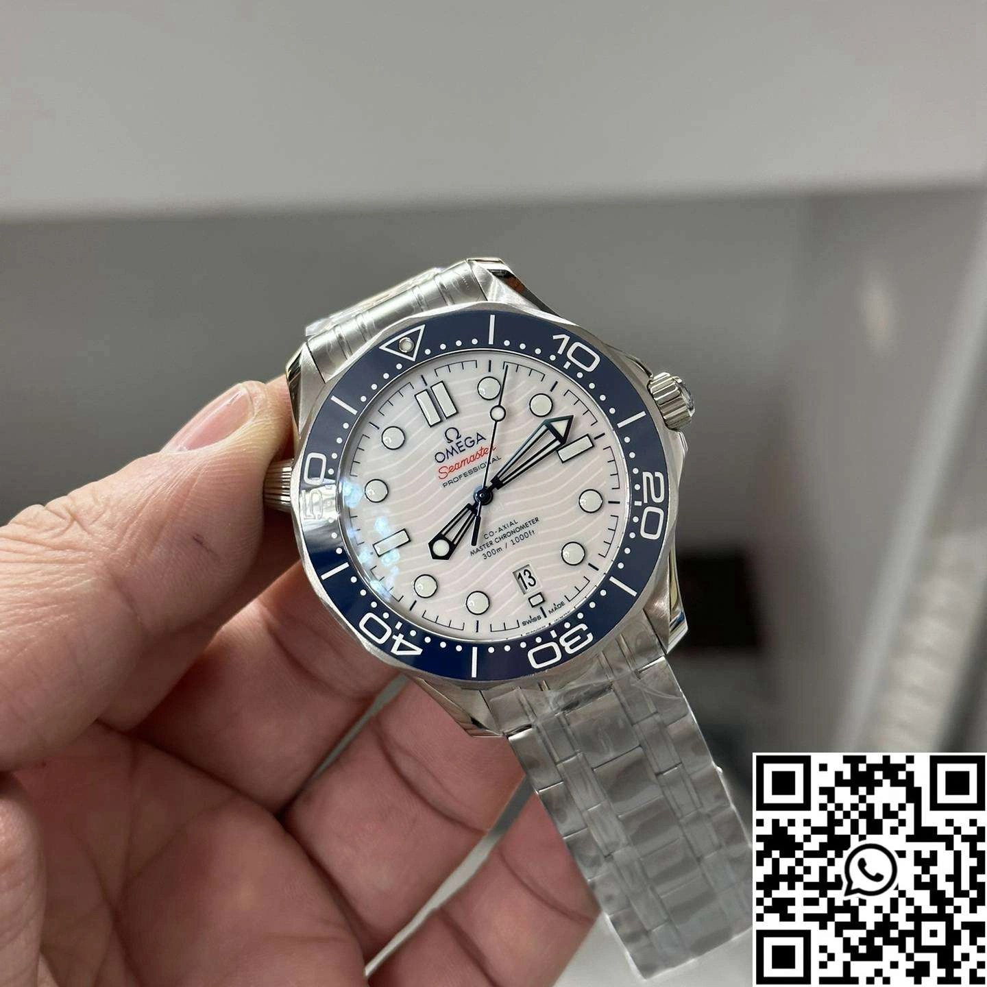 Omega Seamaster Diver 300M 210.32.42.20.04.002 VS Factory Blue Bezel