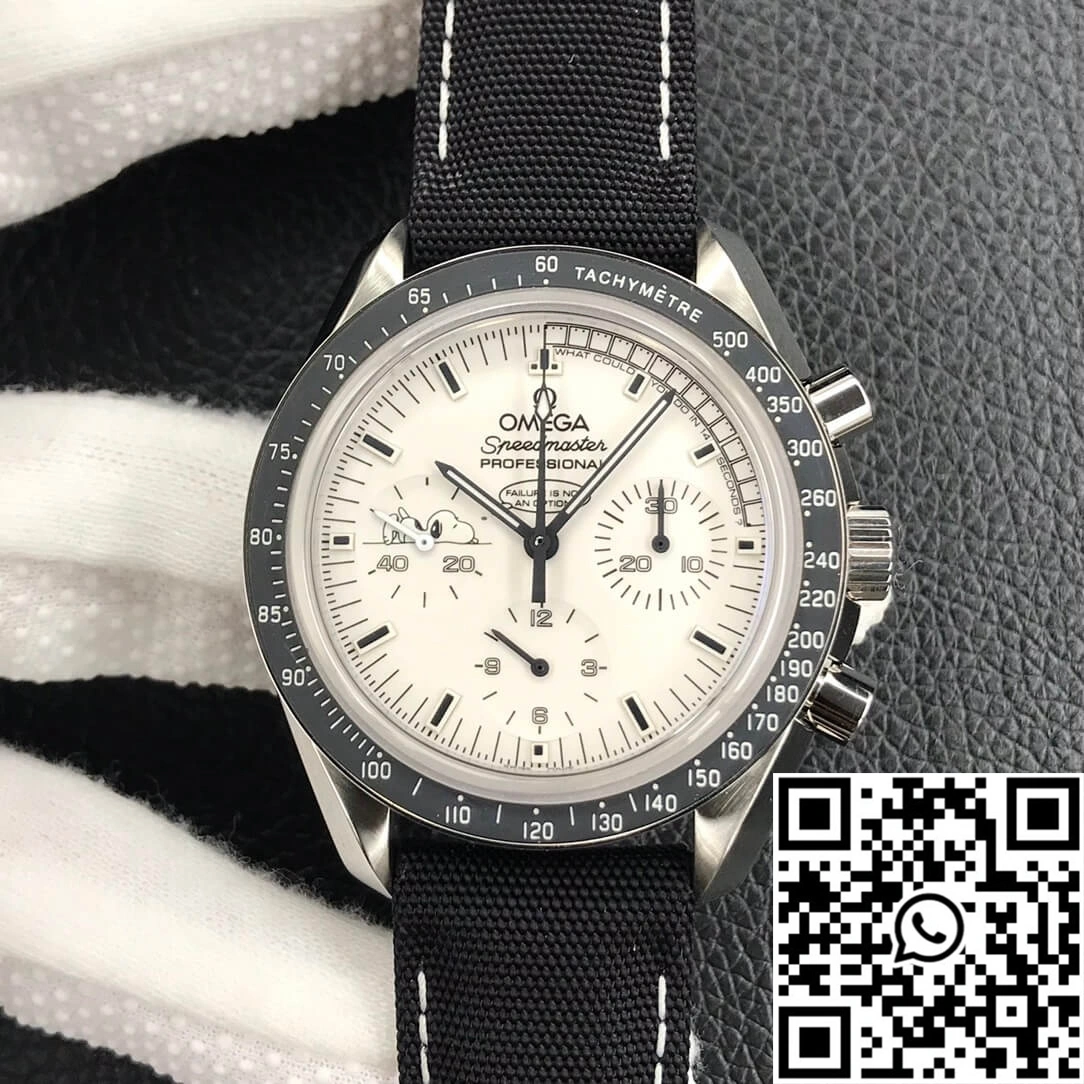 Omega Speedmaster Snoopy Award 311.32.42.30.04.003 OM Factory V2 White Dial
