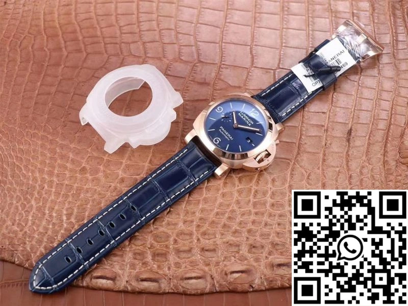 Panerai Luminor Marina Goldtech PAM01112 VS Factory Blue Dial
