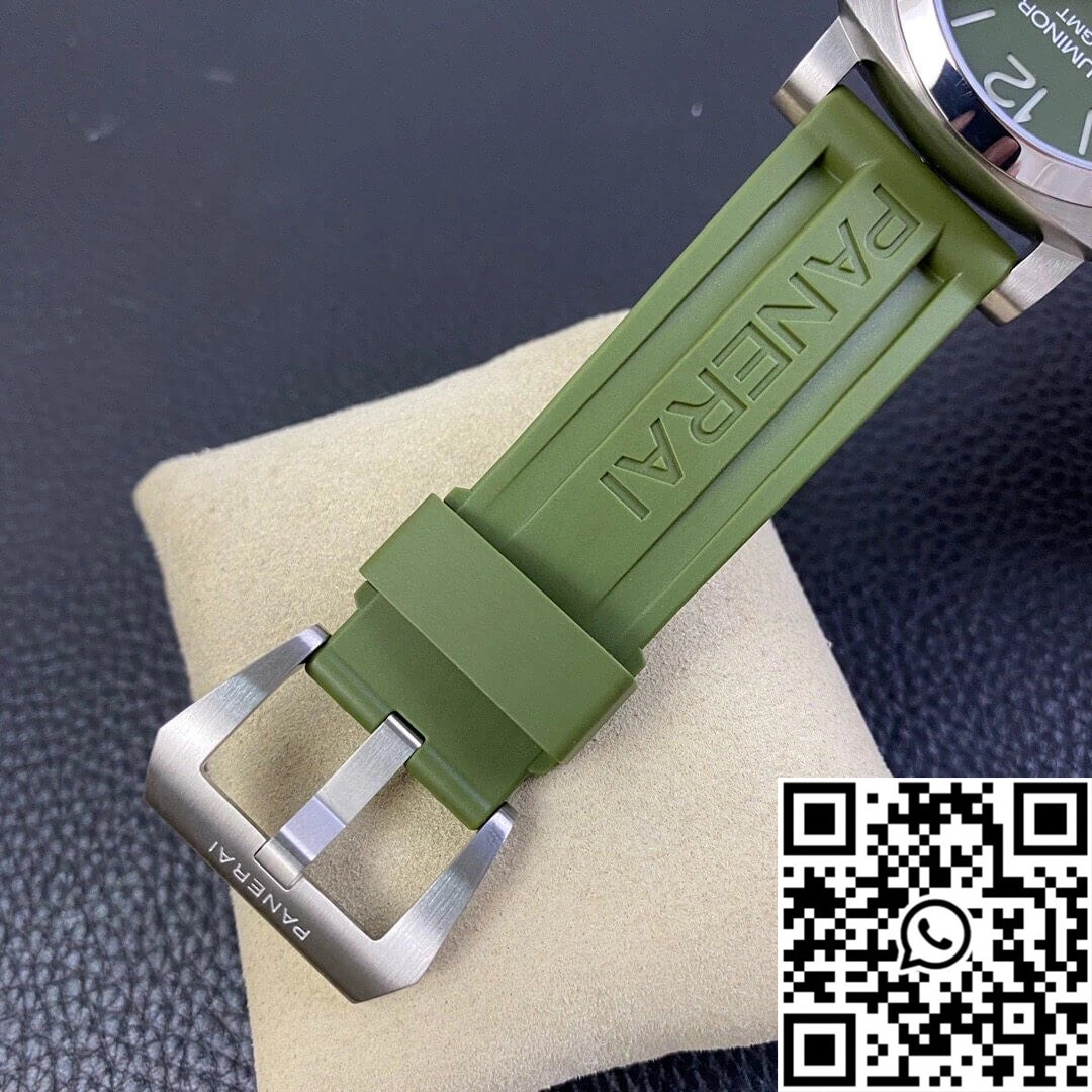 Panerai Luminor PAM01056 VS Factory Green Rubber Strap