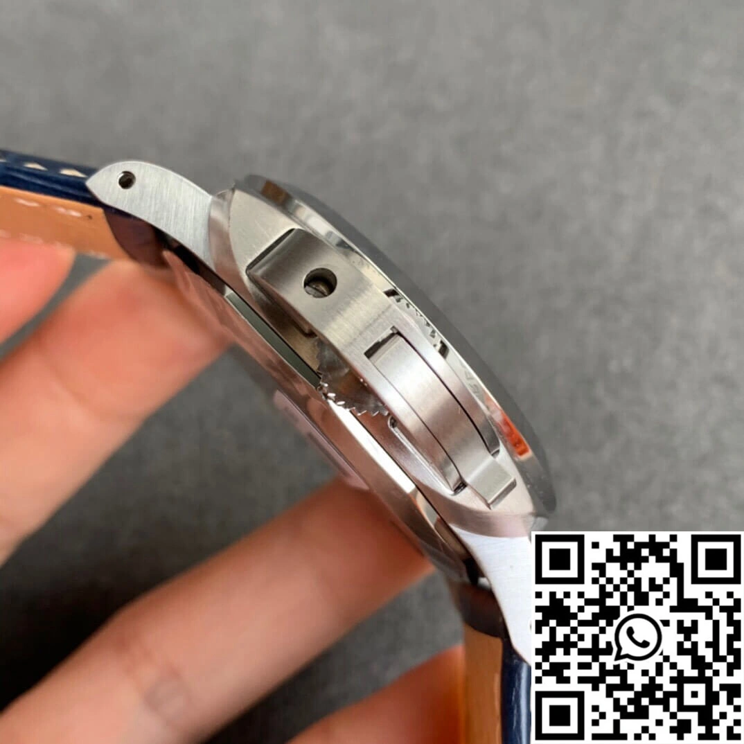 Panerai Luminor PAM01313 VS Factory Blue Dial