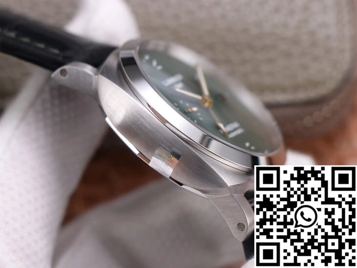 Panerai Luminor PAM1056 VS Factory Green Dial