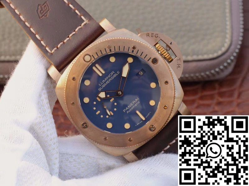 Panerai Luminor Submersible 1950 3 Days Automatic Bronzo PAM671 VS Factory V2 Blue Dial