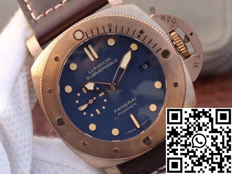 Panerai Luminor Submersible 1950 3 Days Automatic Bronzo PAM671 VS Factory V2 Blue Dial